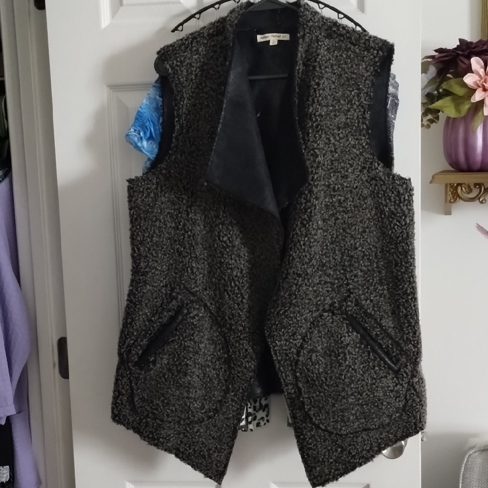 Stylish Women's Gray and Black Vest
